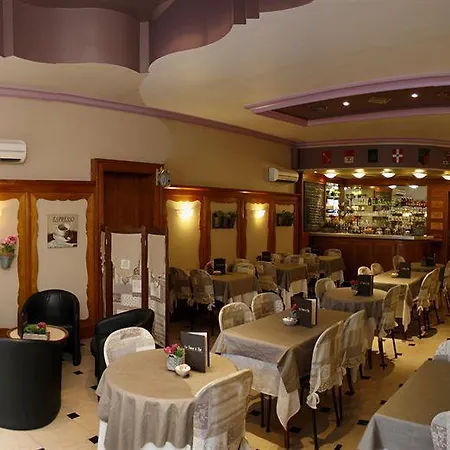 Hotel Brit Bristol Centre 3*